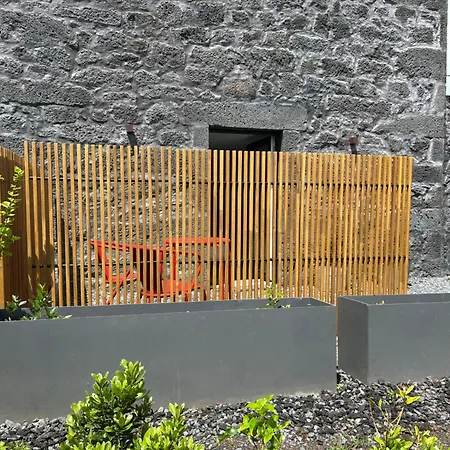 Cá Por Casa Pico-faia *