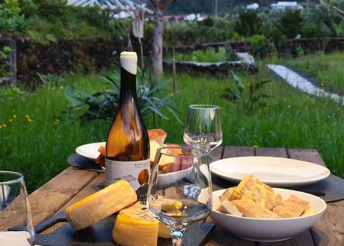 Ca Por Casa Pico-faia * Prainha (Sao Roque do Pico)